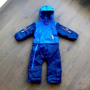 Kids snowsuit 2-3yrs old